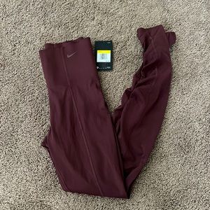 New Nike Leggings